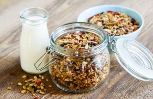 homemade_muesli-596x384